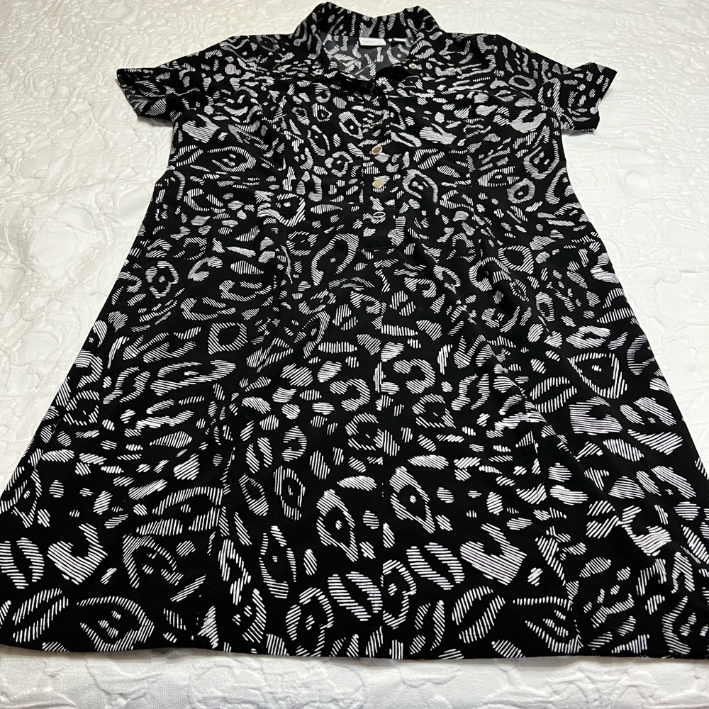 Chico’s black & white dress